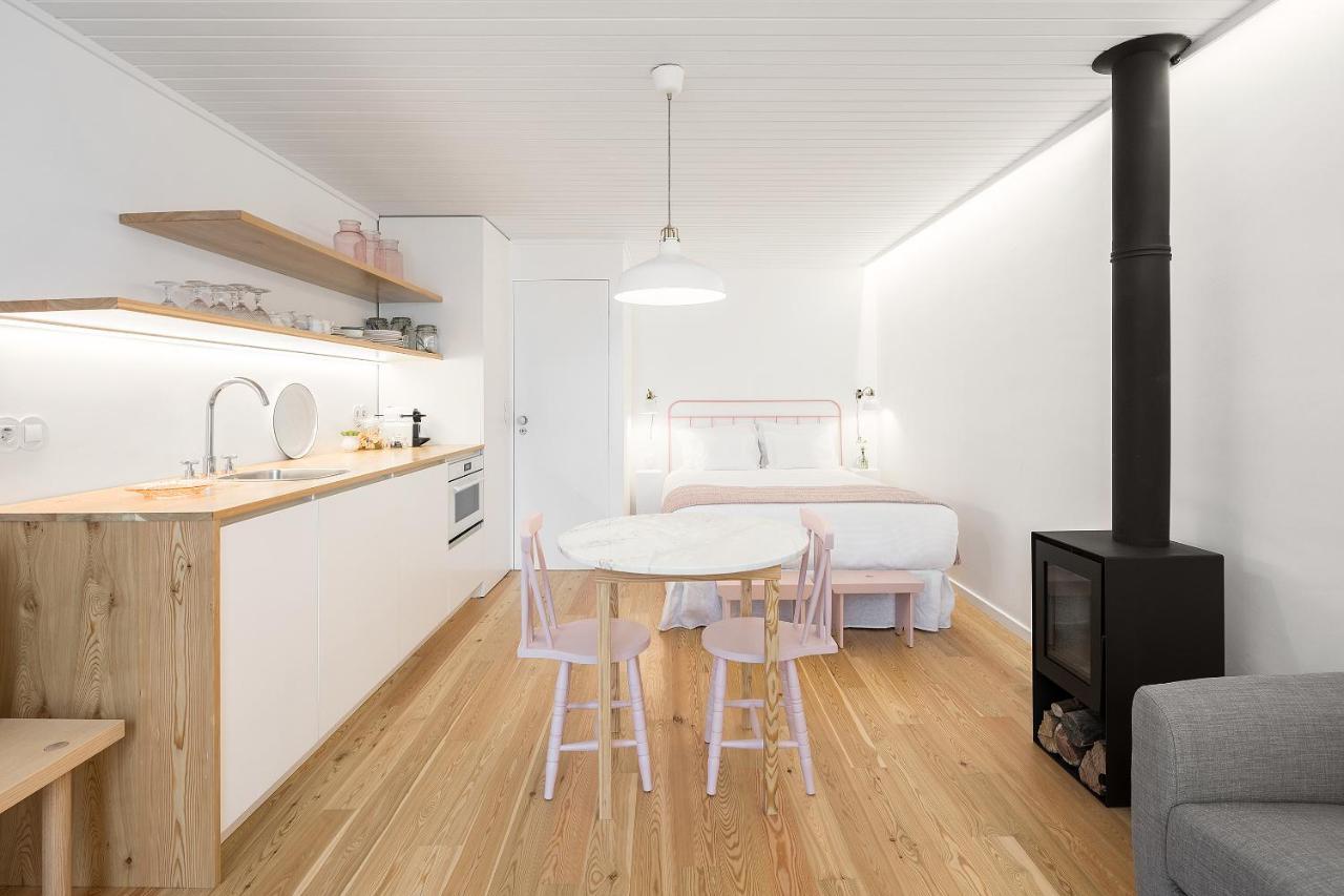Casas Rossio By Casas Com Estoria Boutique Houses 산타 콤바 당 외부 사진