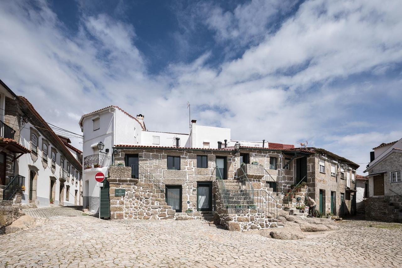 Casas Rossio By Casas Com Estoria Boutique Houses 산타 콤바 당 외부 사진